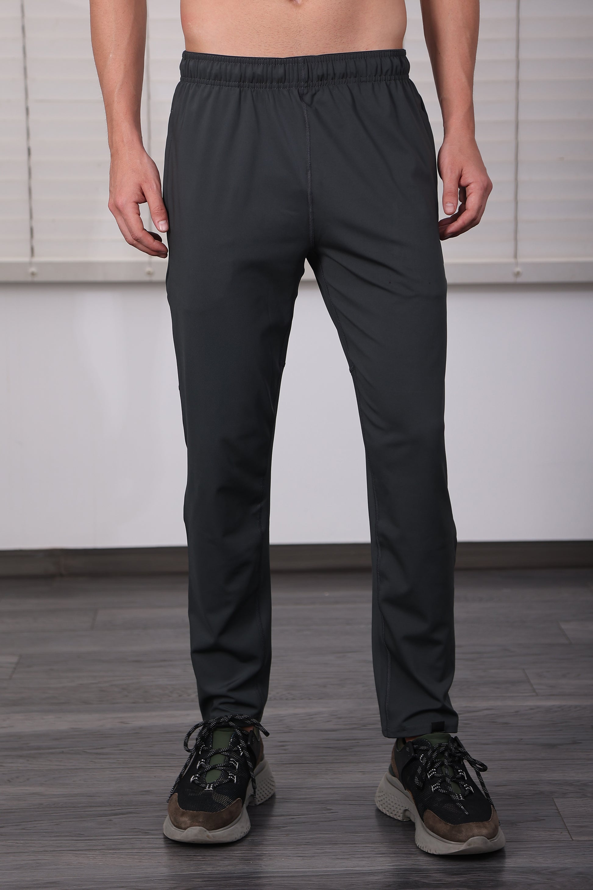 GREY TRACK PANT - IVYN