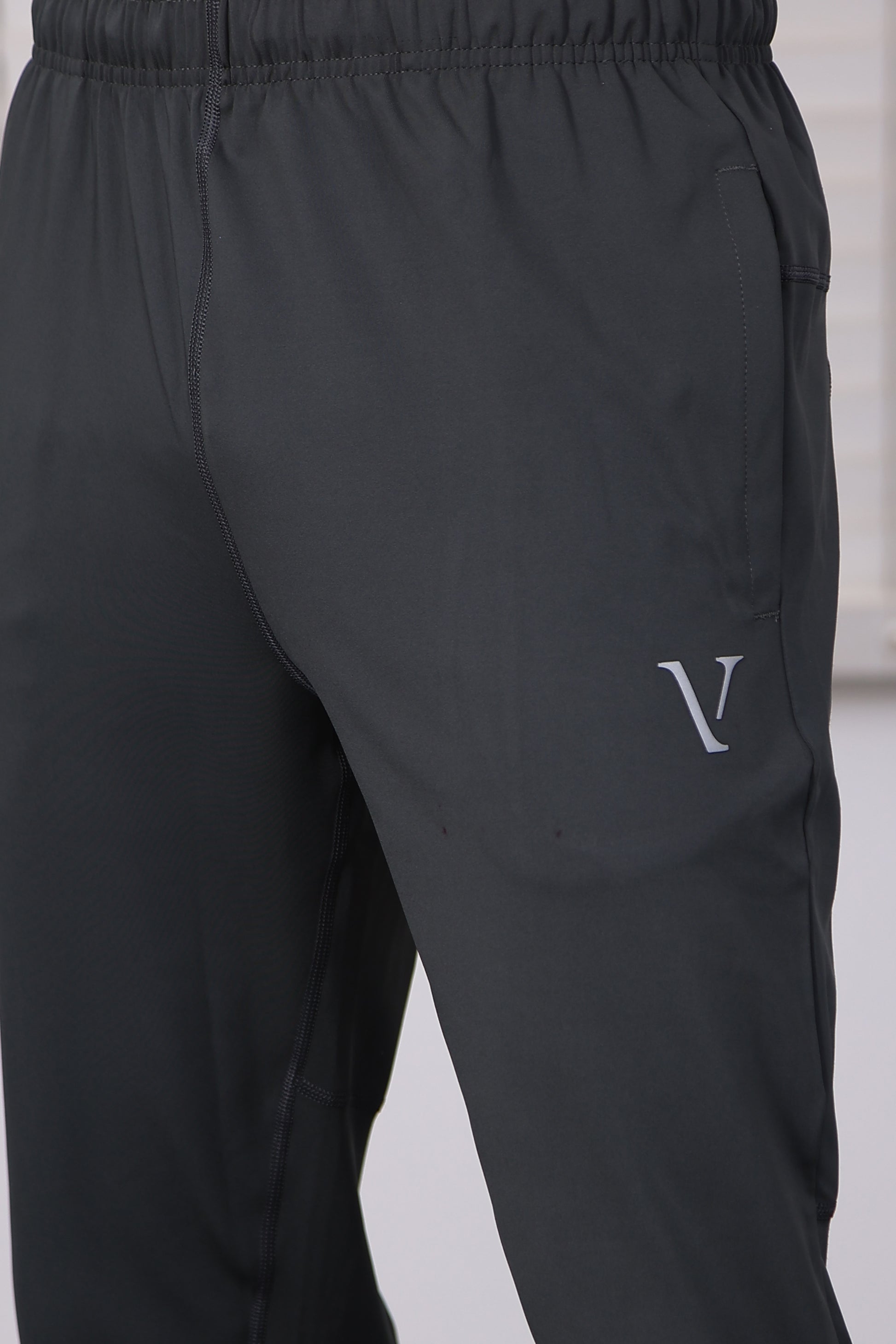 GREY TRACK PANT - IVYN
