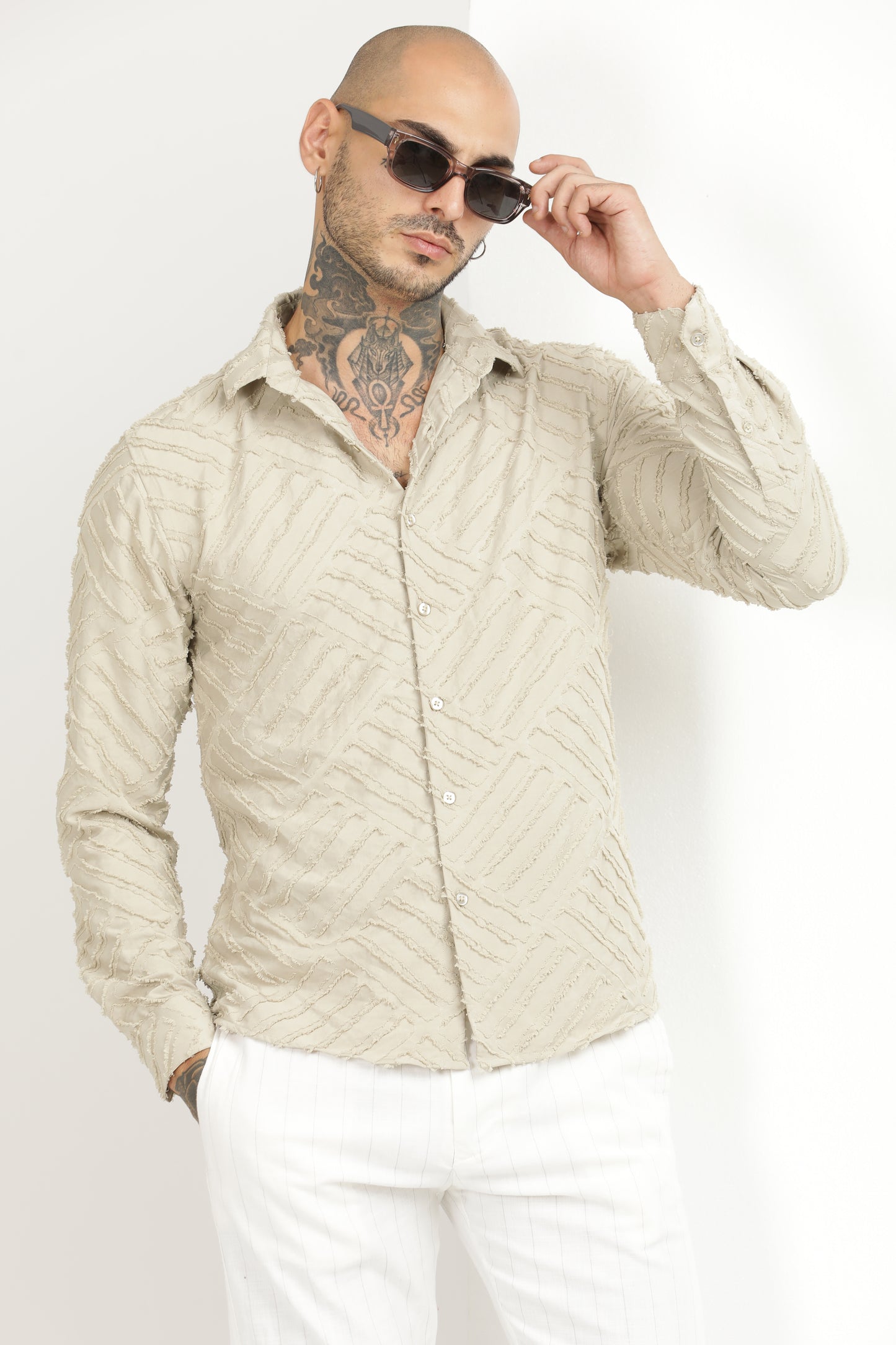 Ivory Classic Slim Fit Self Design Textured Casual Shirt - IVYN