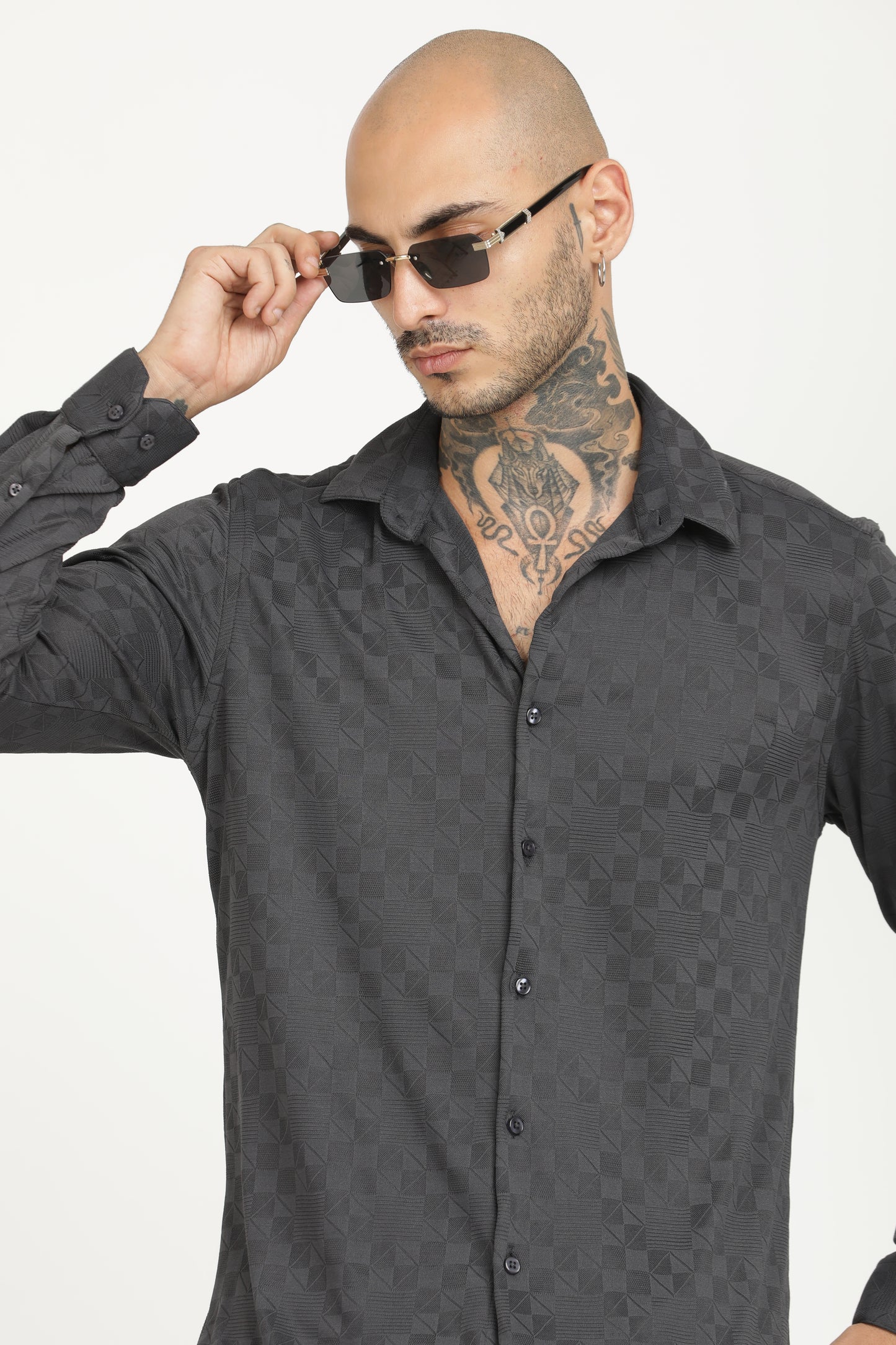 Charcoal Classic Slim Fit Self Design Textured Casual Shirt - IVYN