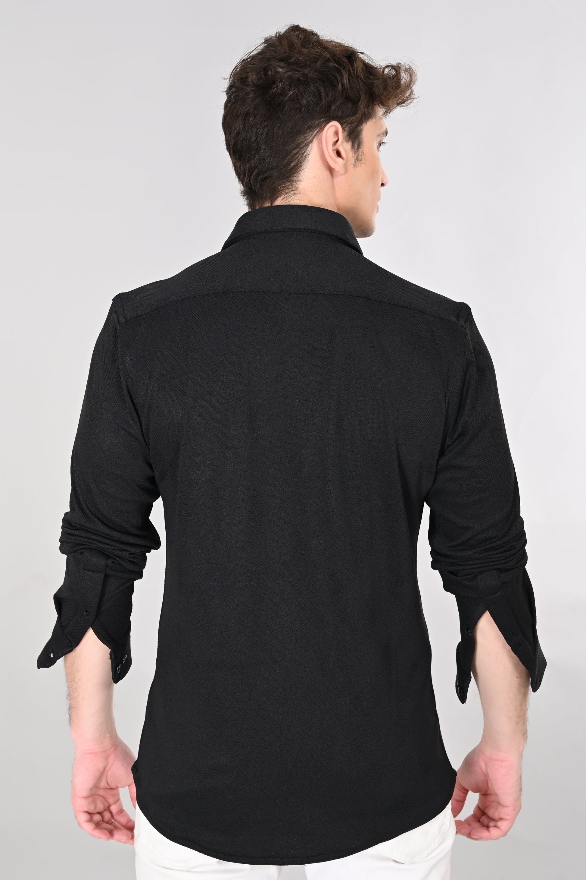 Black Jakarta 4-Way Stretch Textured Shirt - IVYN