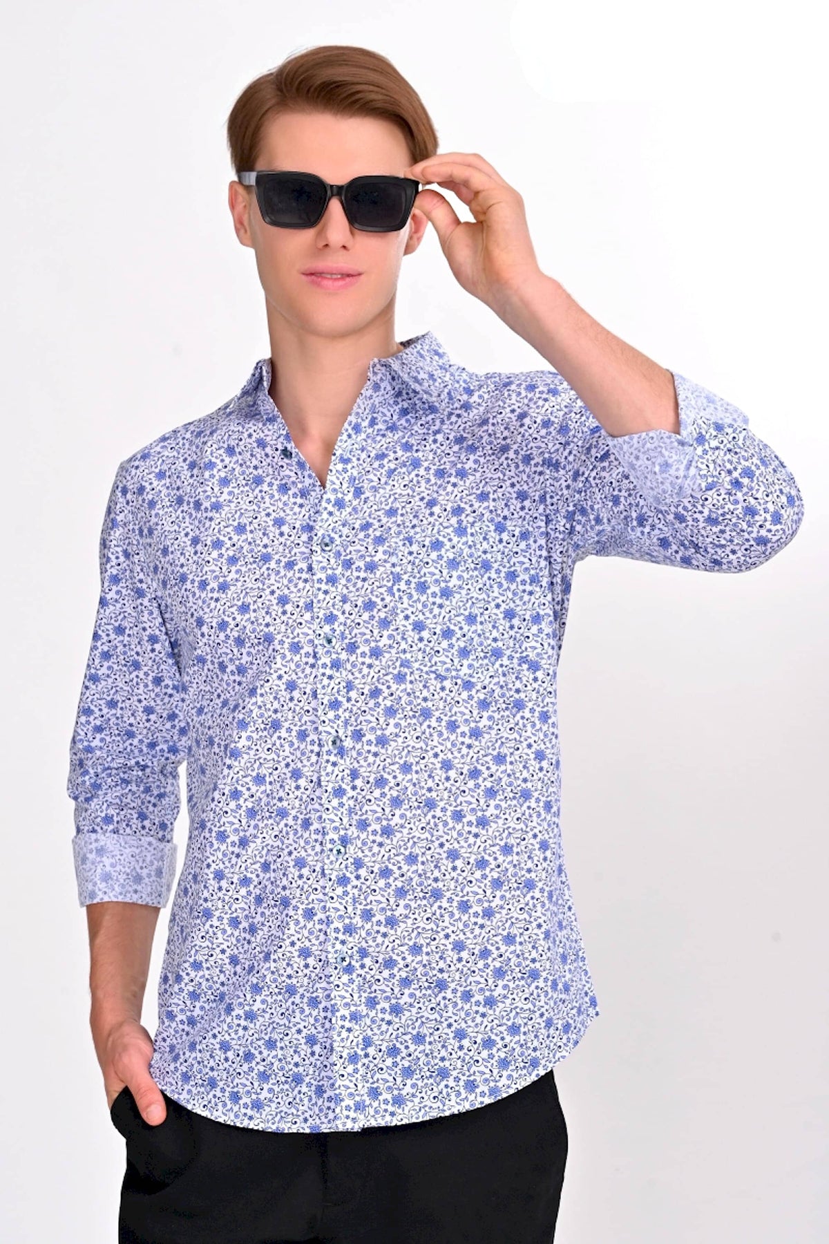 Monet White & Blue Floral Shirt