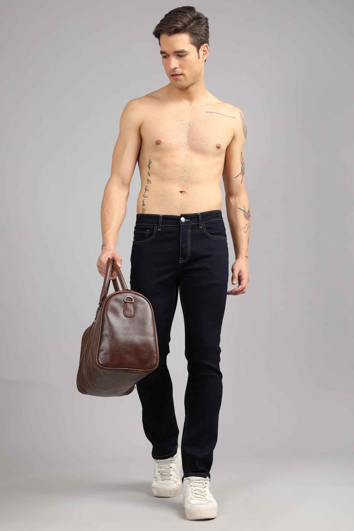 Straight Fit Jeans in Ink Blue