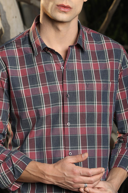 This Rakhi, swap the “drama” for some “dhamaaka”  - IVYN hampers are here to slay! - IVYN