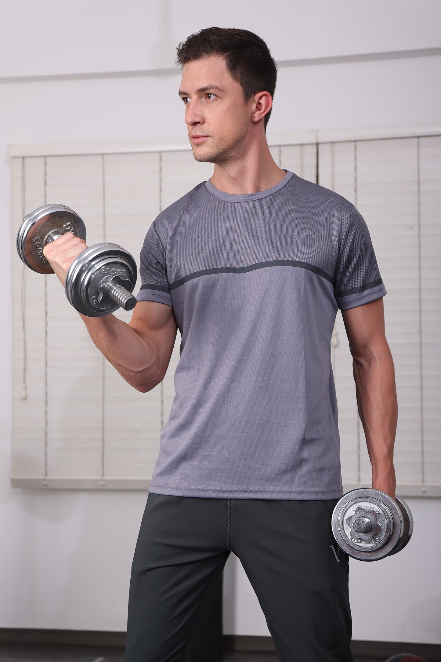 Grey T-Shirt - IVYN