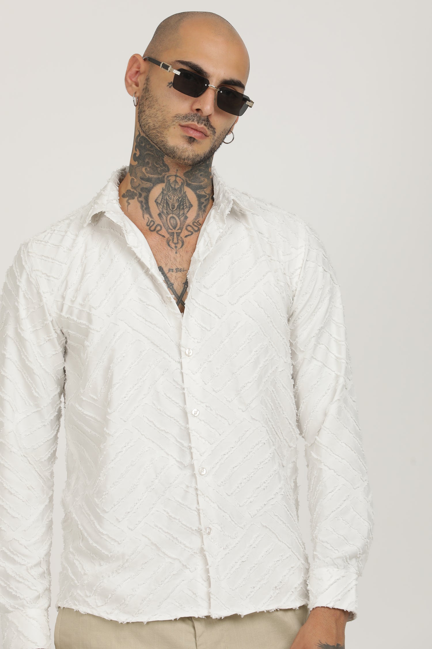 Pure White Classic Slim Fit Self Design Textured Casual Shirt - IVYN