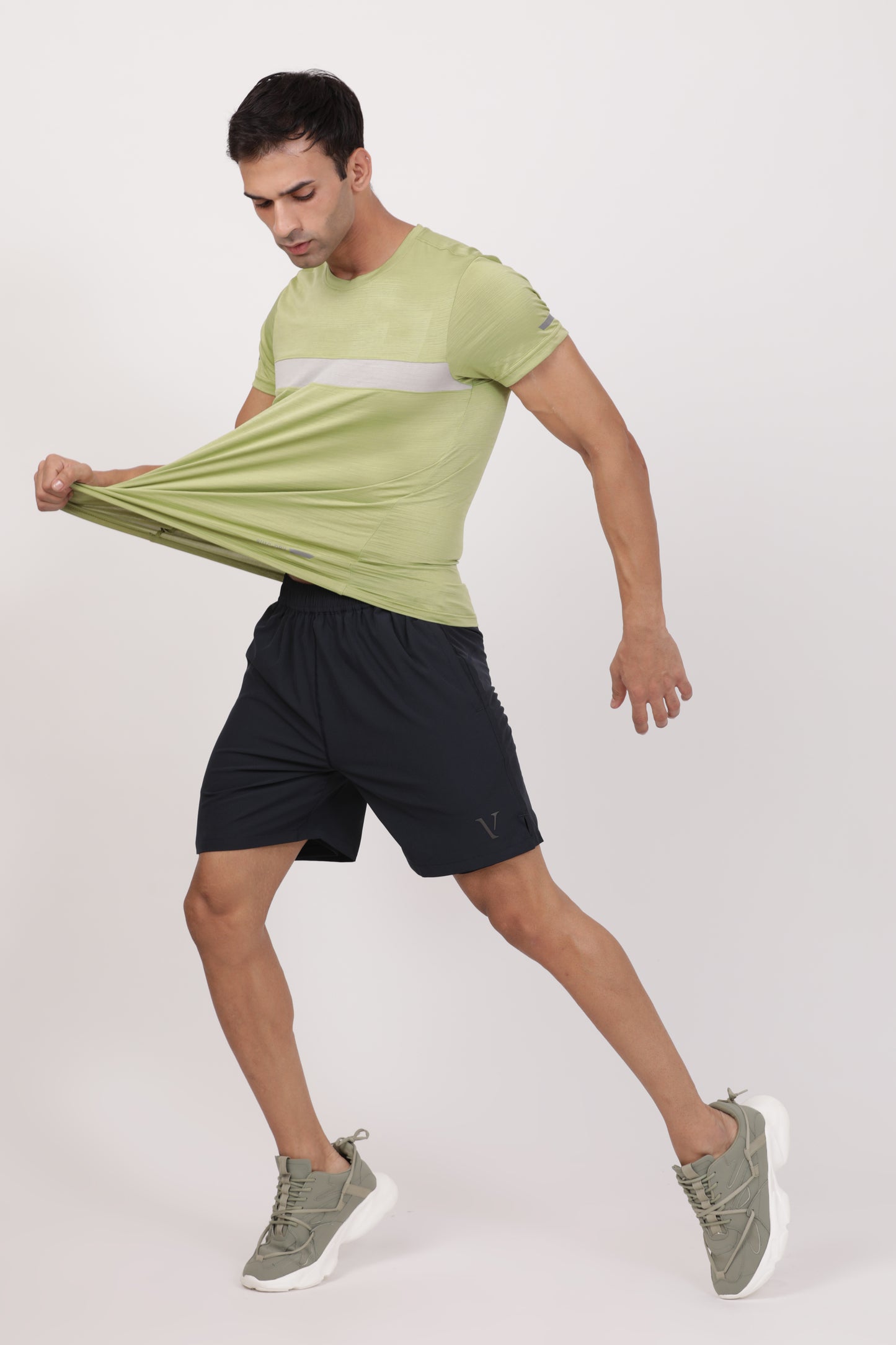 Men’s Navy Dual-Layer Performance Shorts – 4-Way Stretch Jersey