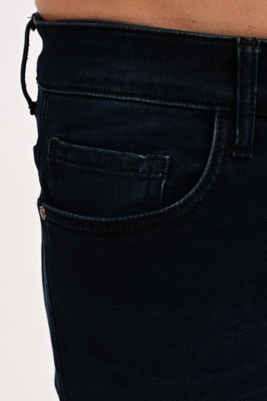 ivyn-arden-midnight-indigo-wash-jeans-front-pocket-detail
