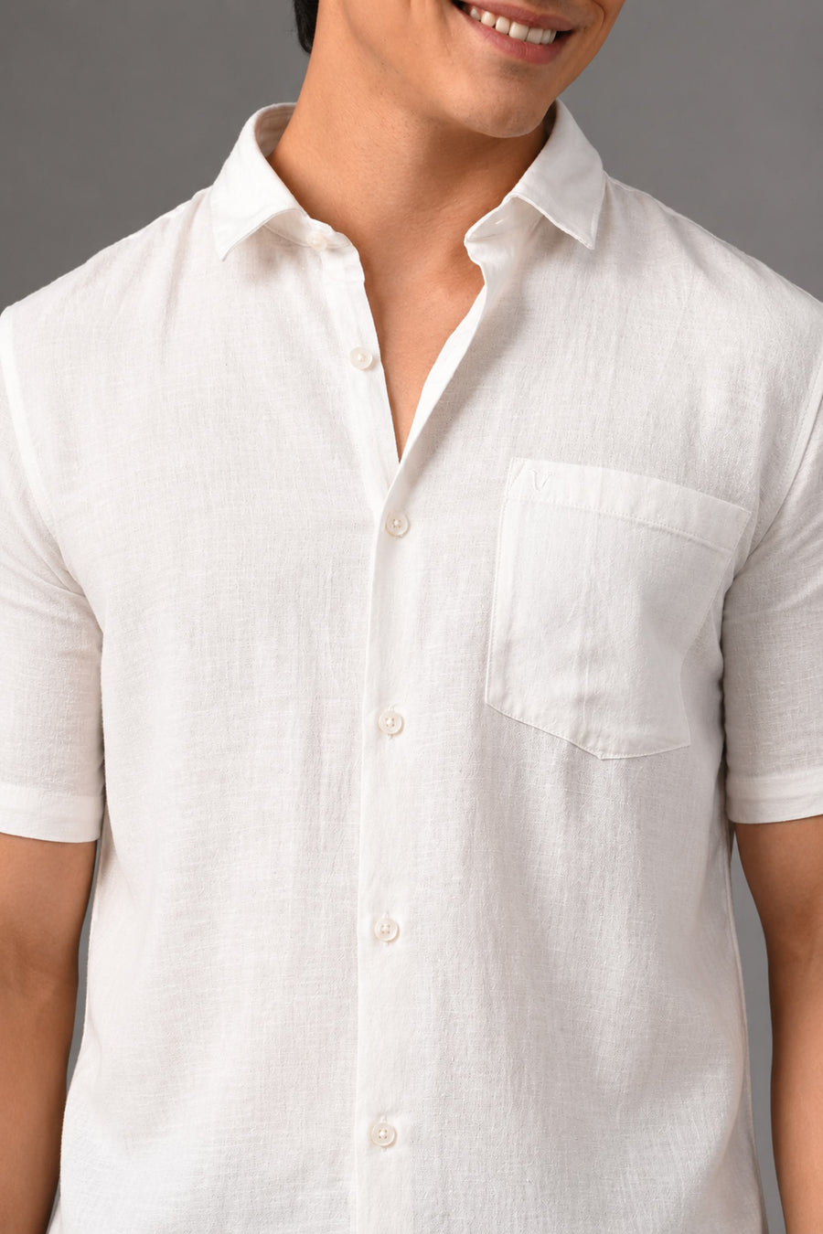IVYN Pure Linen Half Sleeve Shirt White - Close up