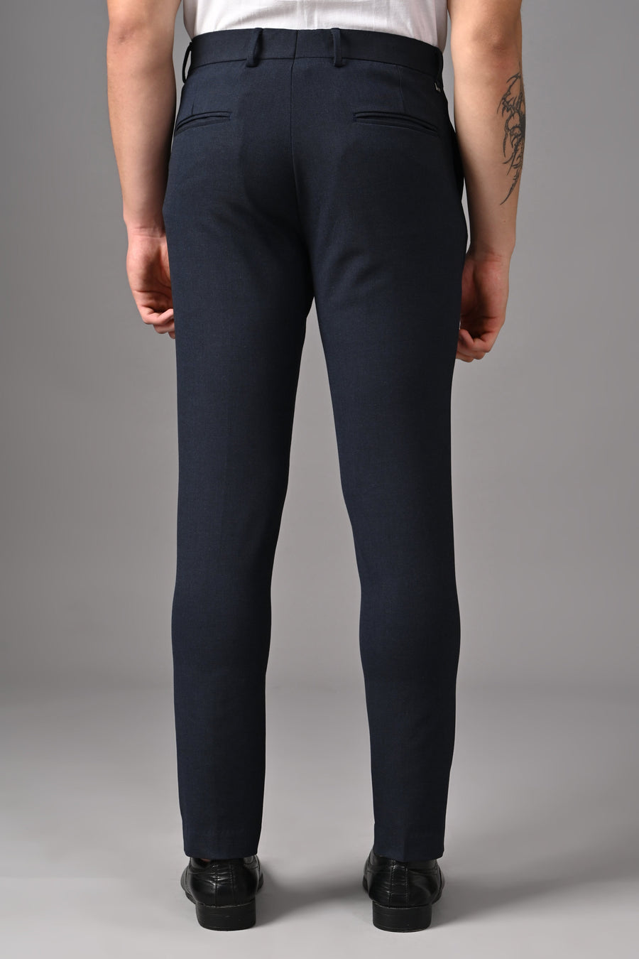 IVYN Ankle-Fit Stretch Trouser in Navy Blue Melange