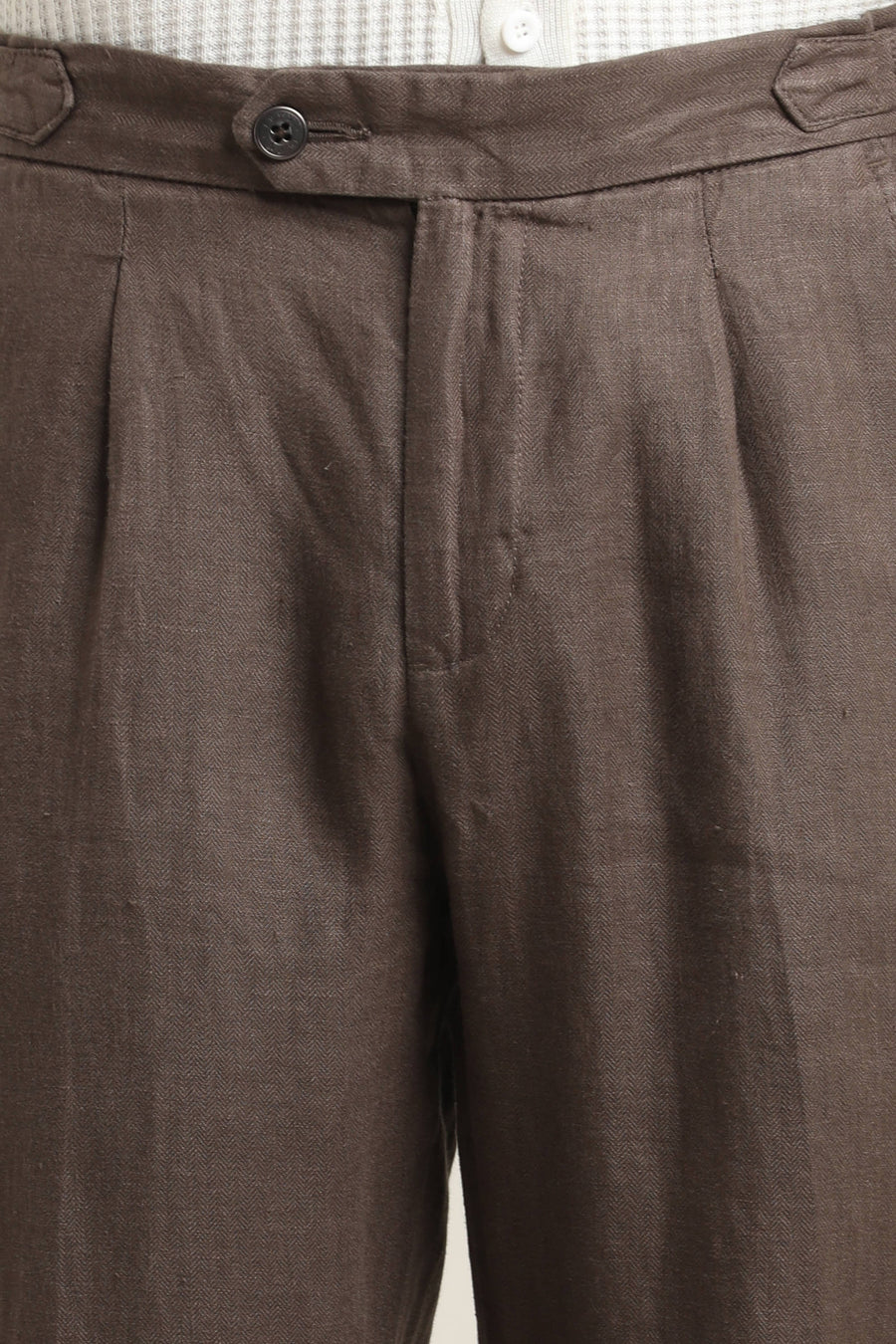 IVYN Pure Linen Pleated Trouser back view in Chocolate Brown