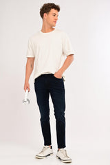 Full-length casual look featuring IVYN Arden Midnight Indigo Wash ankle-fit jeans