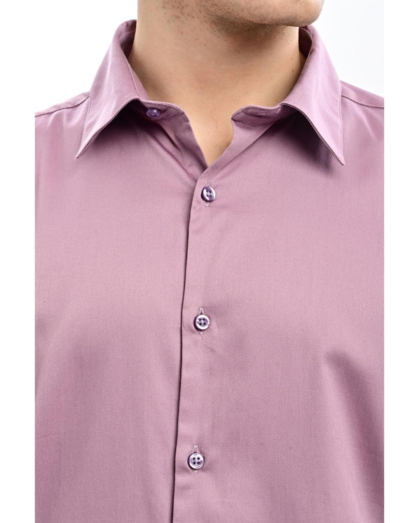 Close-up of satin fabric sheen and classic point collar – IVYN dusty mauve formal shirt