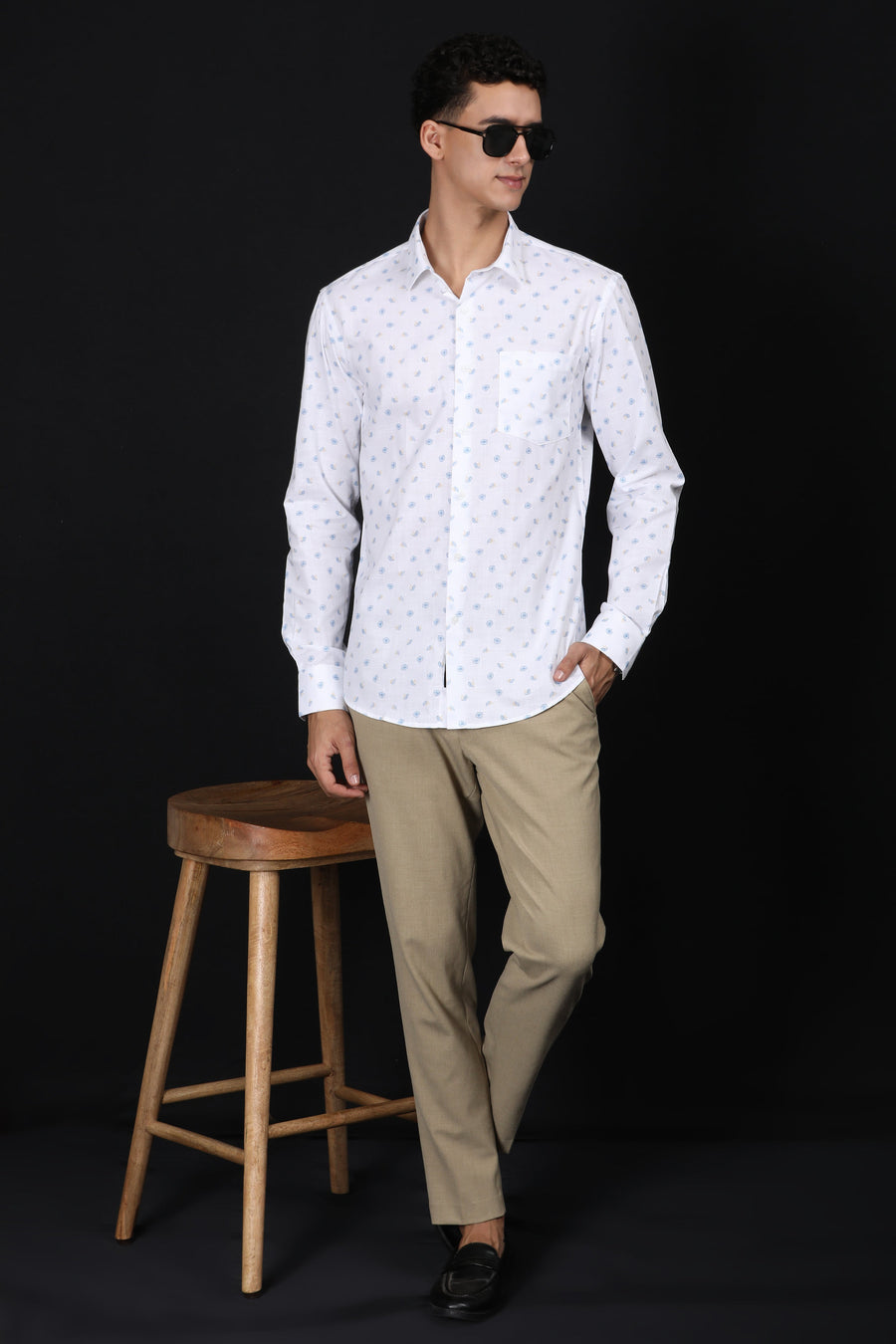 White Printed Slim Fit Casual Shirt – Light Blue Floral Design - IVYN