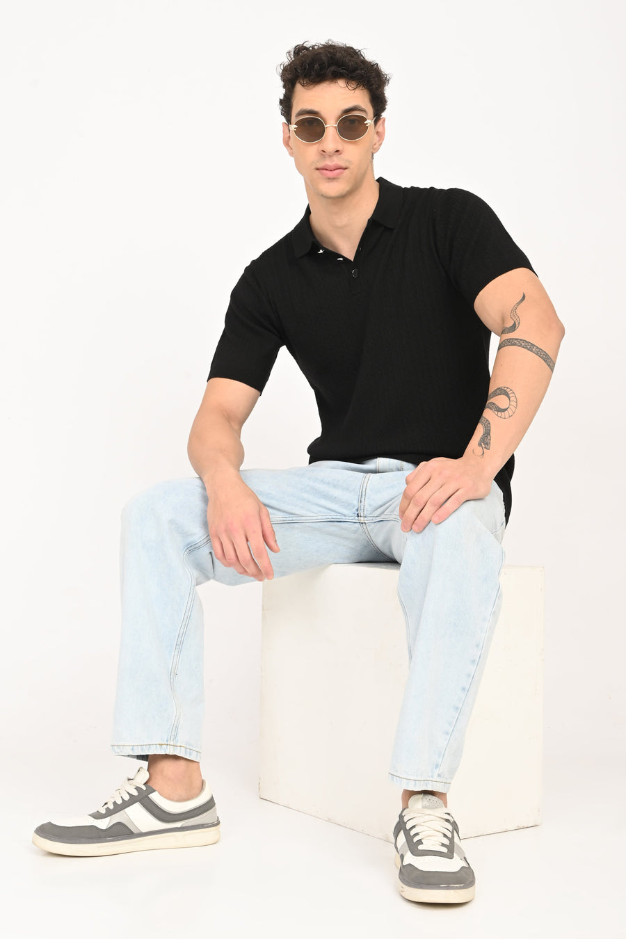 IVYN Cable-Knitted Polo T-Shirt in Black