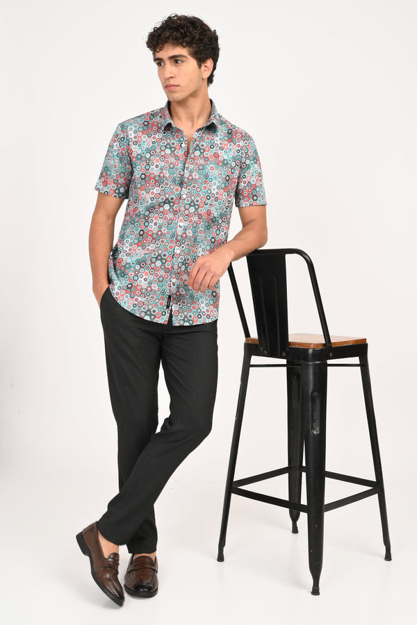 Multicolor Hexagon Print Half Sleeve Casual Shirt (image 4)