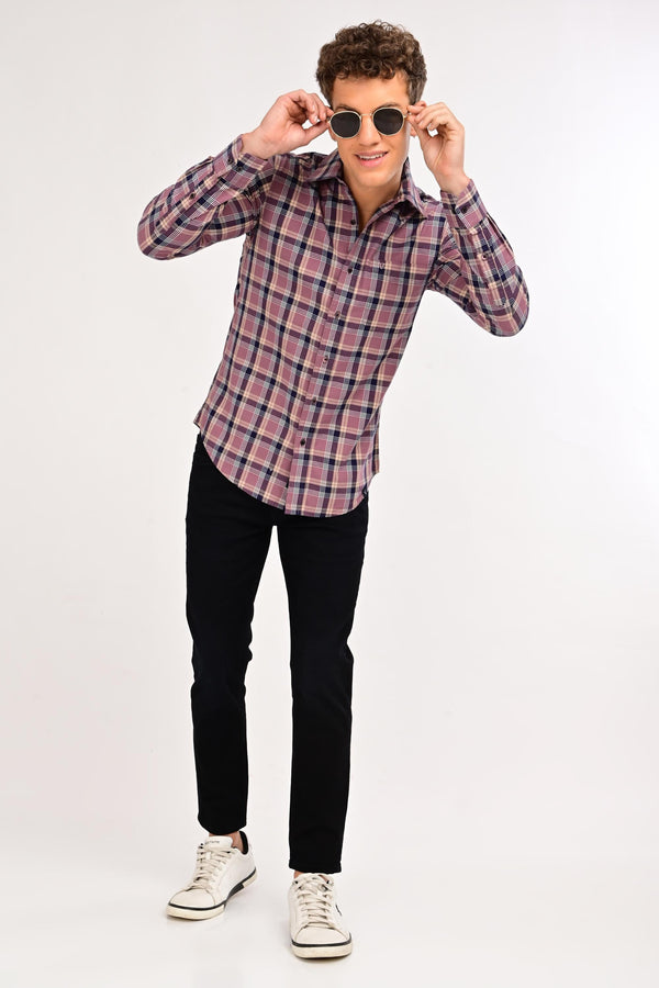 IVYN Smart Casual Plaid Shirt – Tailored Comfort Fit - Dusty Maroon (image 4)