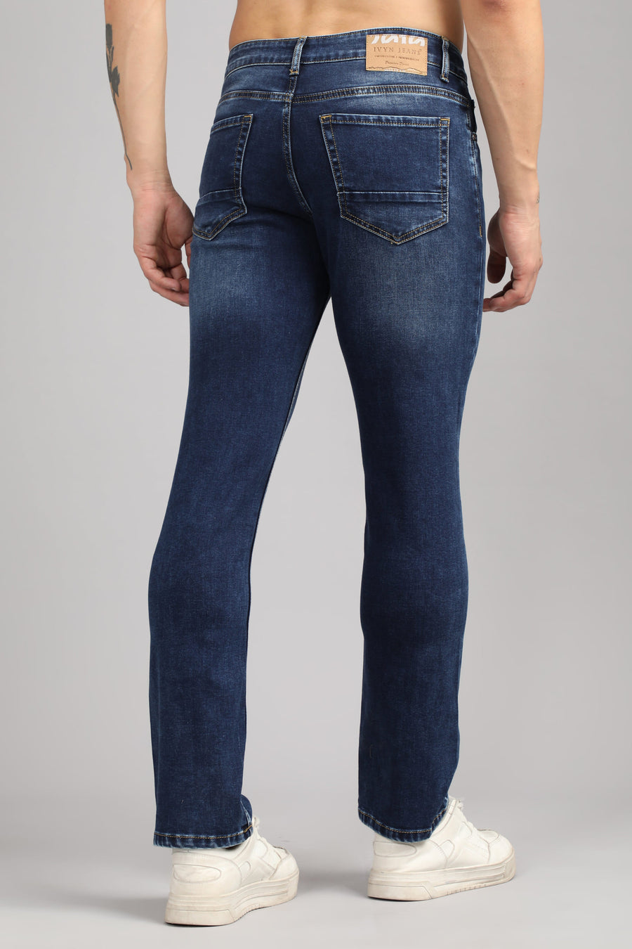IVYN Straight Fit Jeans in Deep Navy Blue
