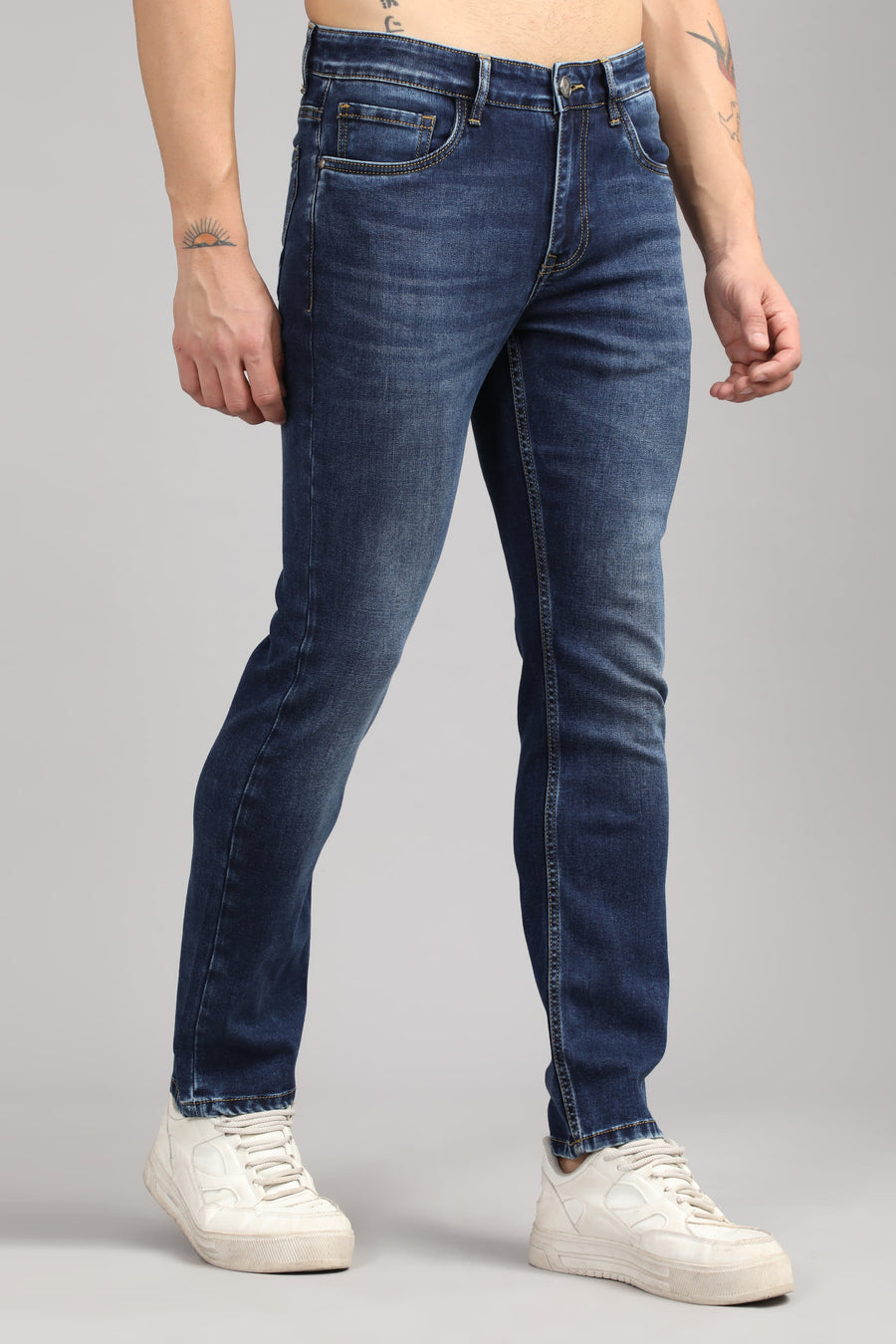 IVYN Straight Fit Jeans in Deep Navy Blue