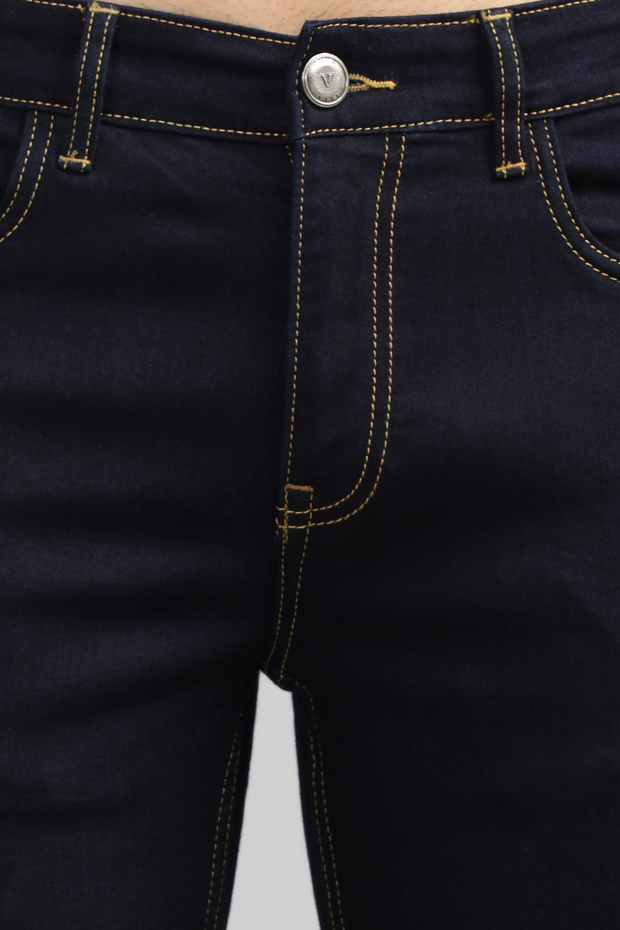 IVYN Straight Fit Jeans detail view in Ink Blue